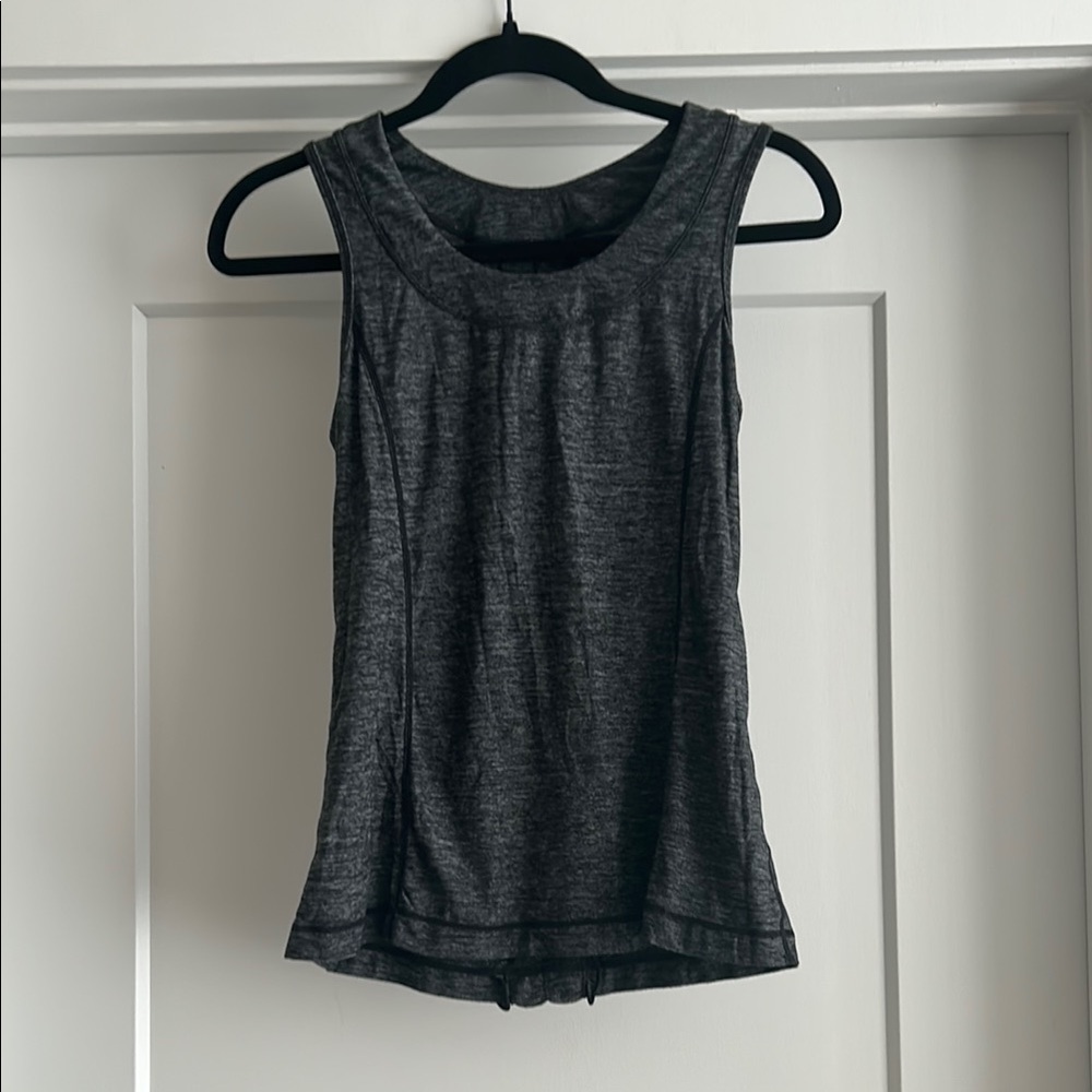 Lululemon Ruffle tank